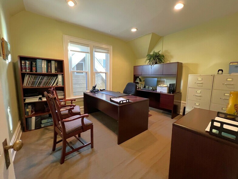 More Photos Of 1725 Gaylord St, Denver Coworking Space