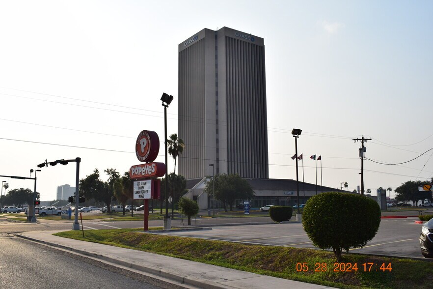 More Photos Of 819 S 9th St, McAllen Land For Sale