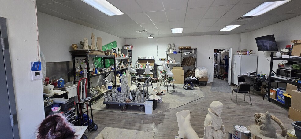More Photos Of 26201 Dequindre Rd, Madison Heights Convenience Store For Sale