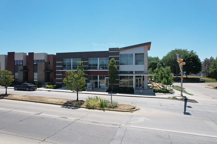 More Photos Of 985 Dorman St, Indianapolis Storefront Retail Office For Lease