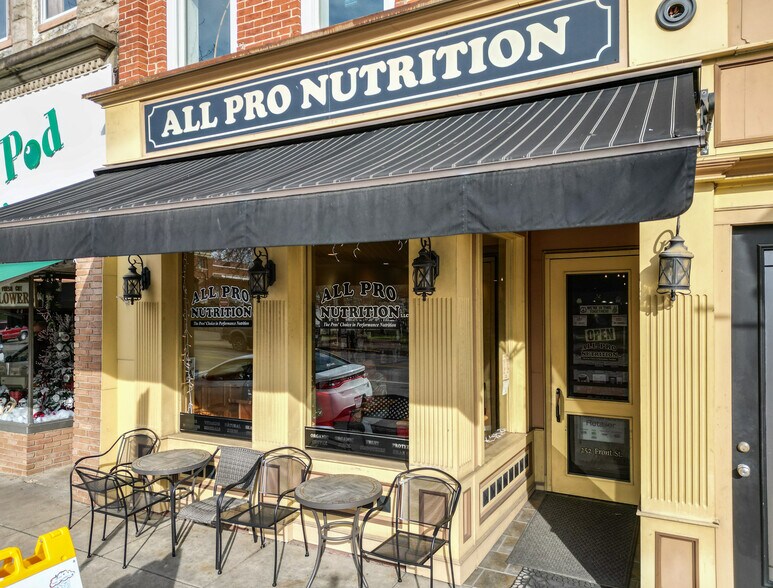 More Photos Of , Marietta General Retail For Sale