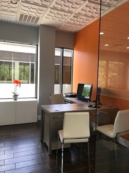 More Photos Of 3810 Gunn Hwy, Tampa Office For Sale