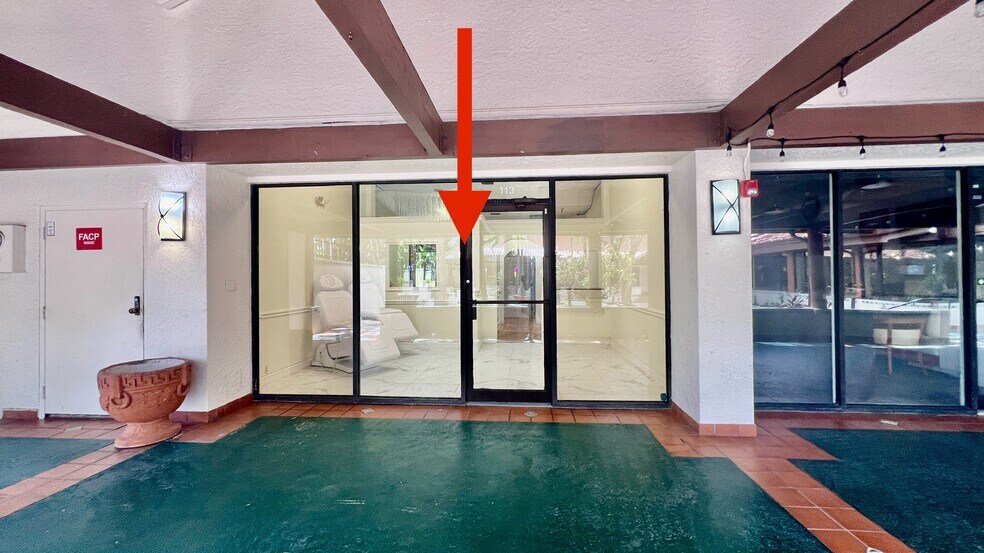 More Photos Of 330 Clematis St, West Palm Beach Storefront Retail Office For Sale