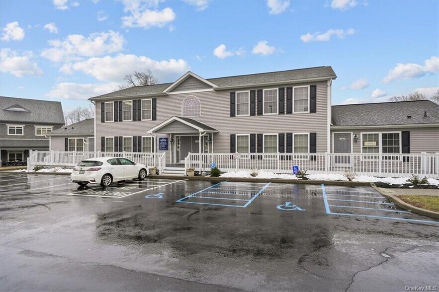 More Photos Of 2679 Route 17M, Goshen Medical For Lease