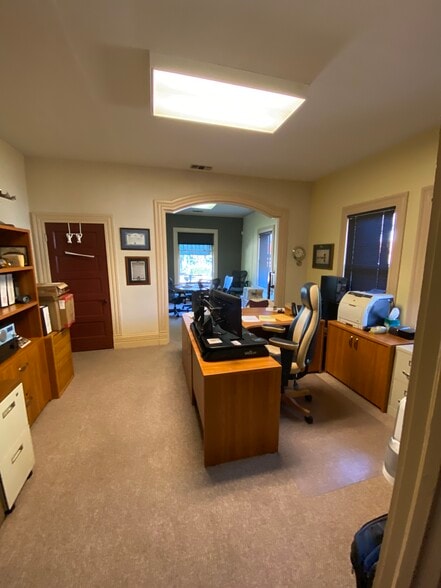 More Photos Of 1318 Chorro St, San Luis Obispo Office For Lease