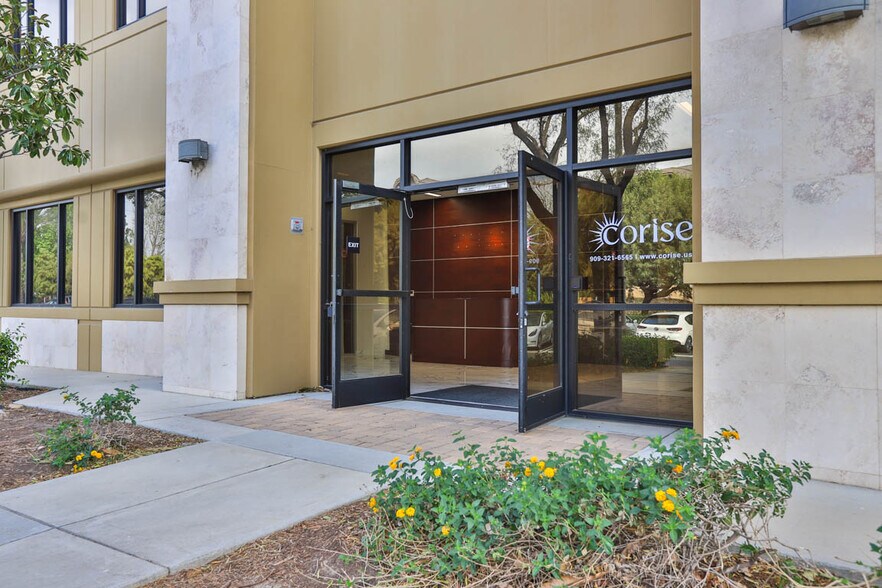 More Photos Of 4684 Ontario Mills Pky, Ontario Coworking Space