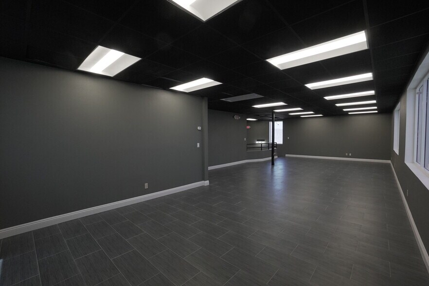 More Photos Of 3375 Aldebaran Ave, Las Vegas Warehouse For Sale