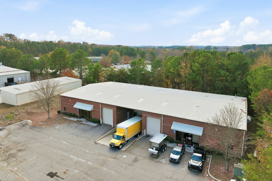 More Photos Of 2417 Hilton Way, Gainesville Warehouse For Lease