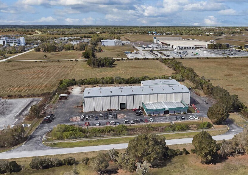 More Photos Of 2985 Old Medulla Rd, Lakeland Manufacturing For Sale