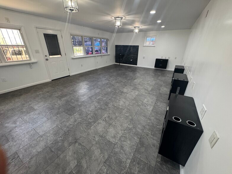 More Photos Of 393 Brunswick Ave, Trenton Freestanding For Sale