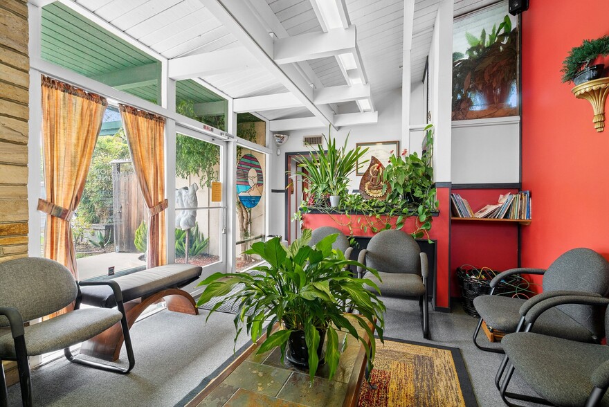 More Photos Of 3811 Portola Dr, Santa Cruz Medical For Sale