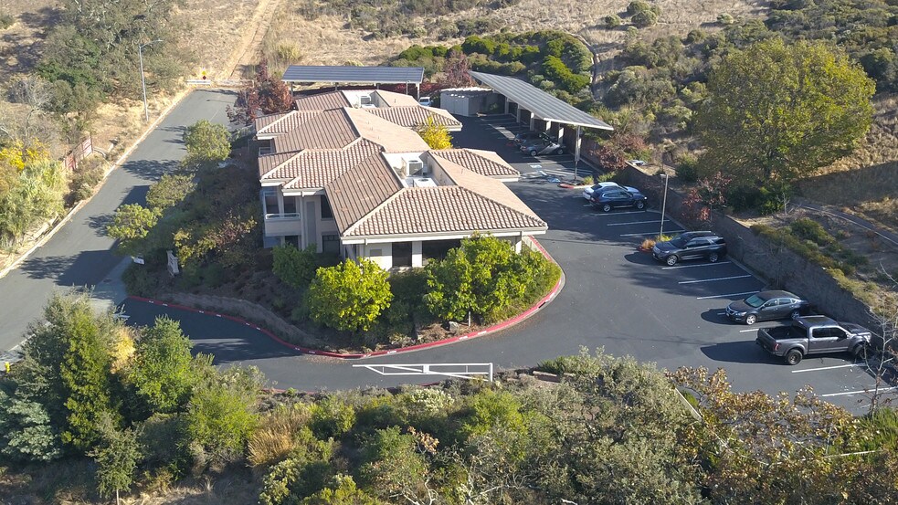 More Photos Of 690 De Long Ave, Novato Office For Lease