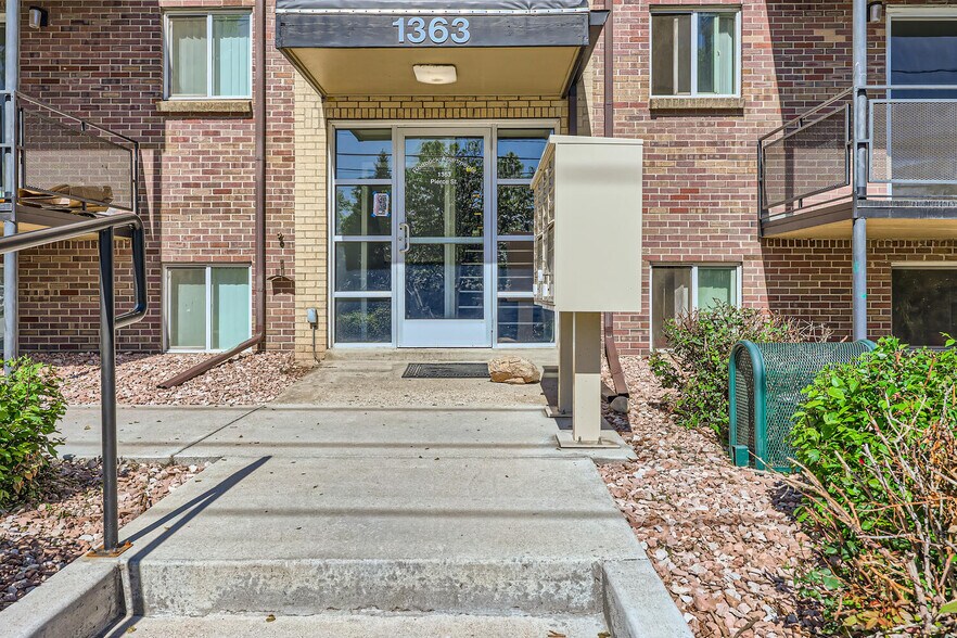 More Photos Of 1363 Pierce St, Lakewood Apartments For Sale