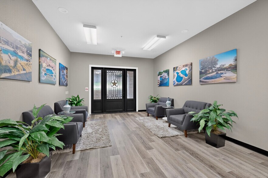 More Photos Of 2230 Bush Dr, McKinney Medical For Lease