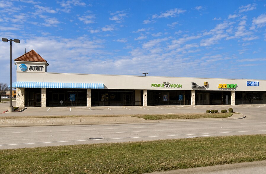 Primary Photo Of 2820-2834 S Hulen St, Fort Worth Unknown For Lease