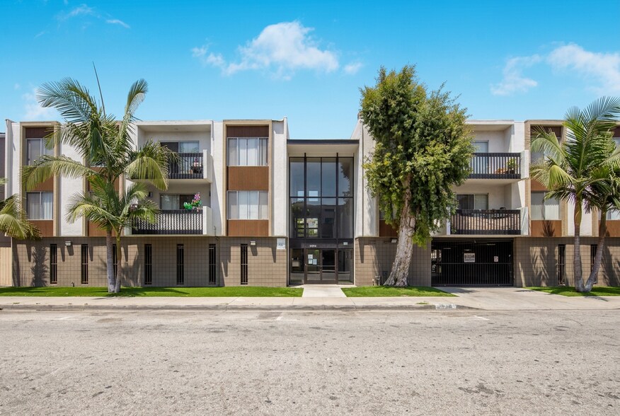 More Photos Of 14031 Cerise Ave, Hawthorne Apartments For Sale
