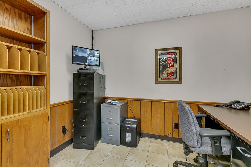 More Photos Of 15615 Highway 27, Little Falls Refrigeration Cold Storage For Lease