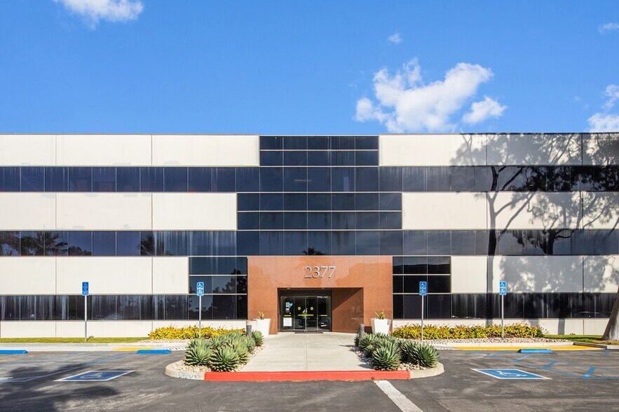 More Photos Of 2377 Crenshaw Blvd, Torrance Office For Lease
