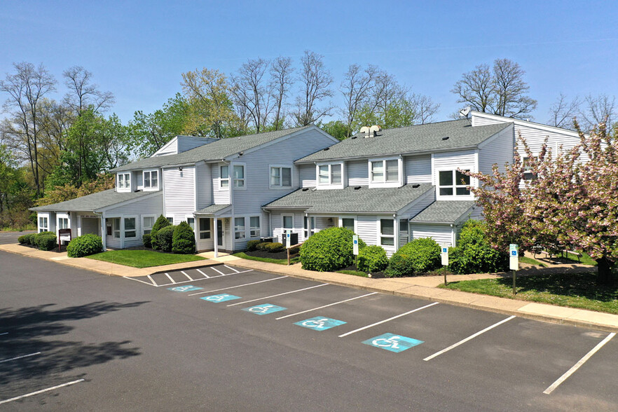 Primary Photo Of 345 N York Rd, Hatboro Medical For Sale