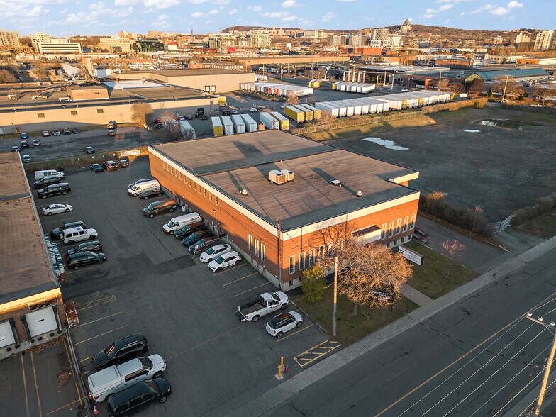 More Photos Of 8145 Ch Devonshire, Mt Royal Industrial For Sale