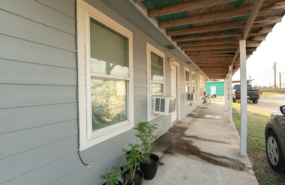 More Photos Of , Rockport Unknown For Sale