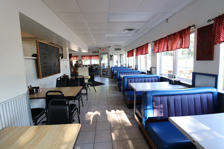 More Photos Of 111 W Michigan Ave, Augusta Storefront Retail Residential For Sale