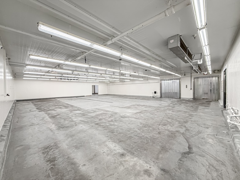 More Photos Of 2021 1st St, San Fernando Food Processing For Lease