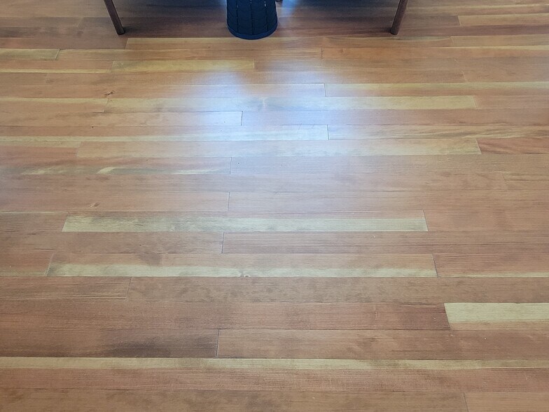 More Photos Of 110 Mc Lean Ave, Cotter Hotel For Sale