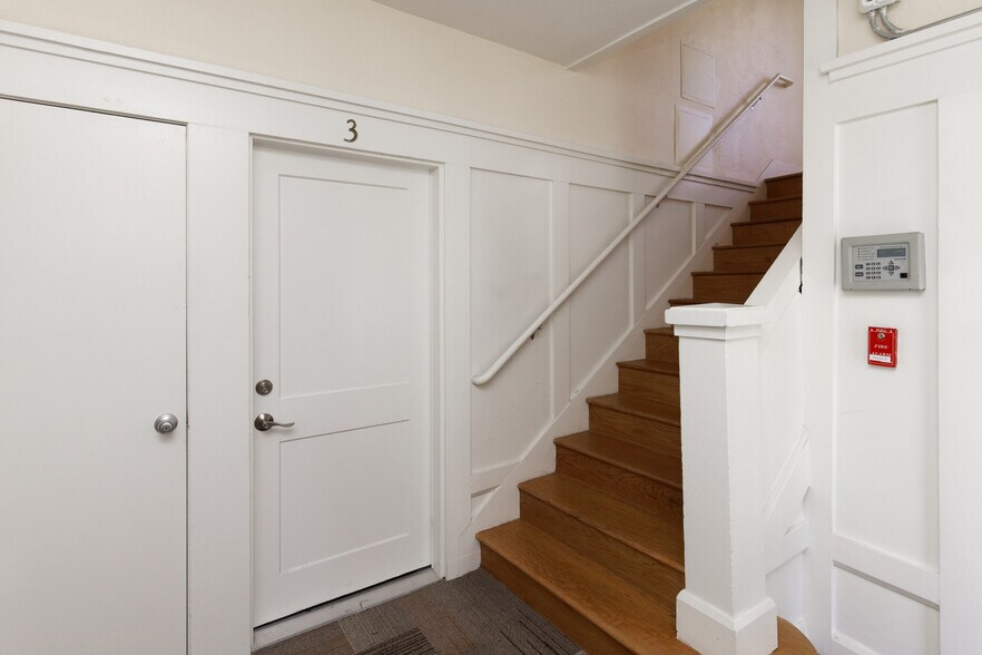 More Photos Of 1734 Spruce St, Berkeley Apartments For Sale