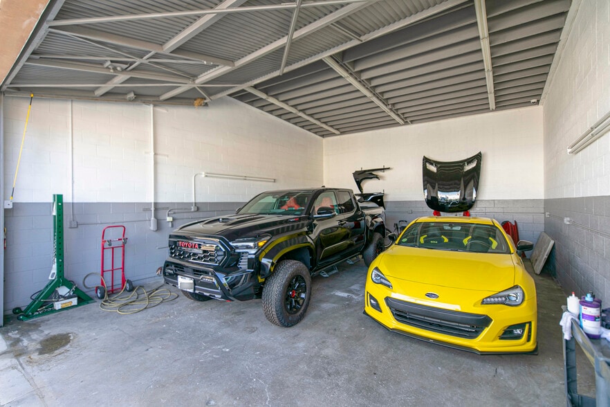 More Photos Of 10837 Burbank Blvd, North Hollywood Auto Repair For Sale