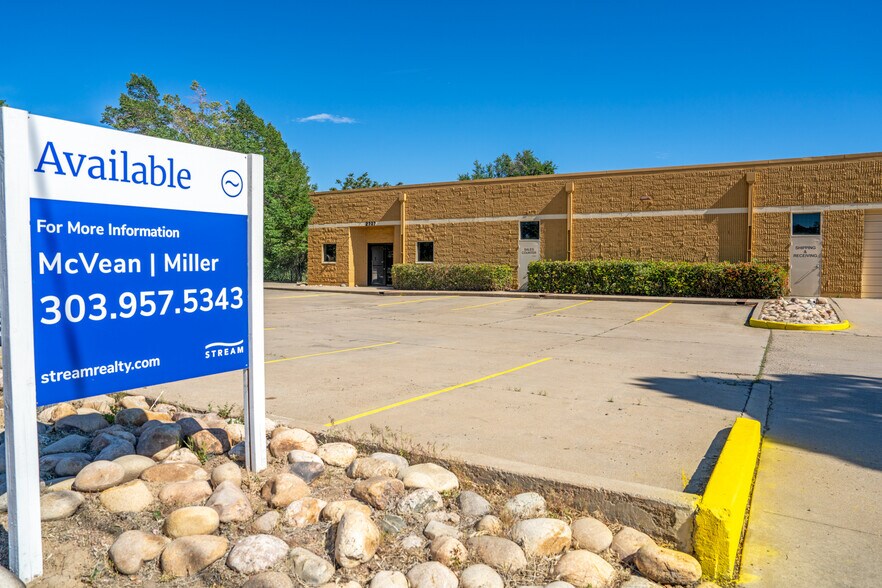 More Photos Of 2737 W 2nd Ave, Denver Warehouse For Lease