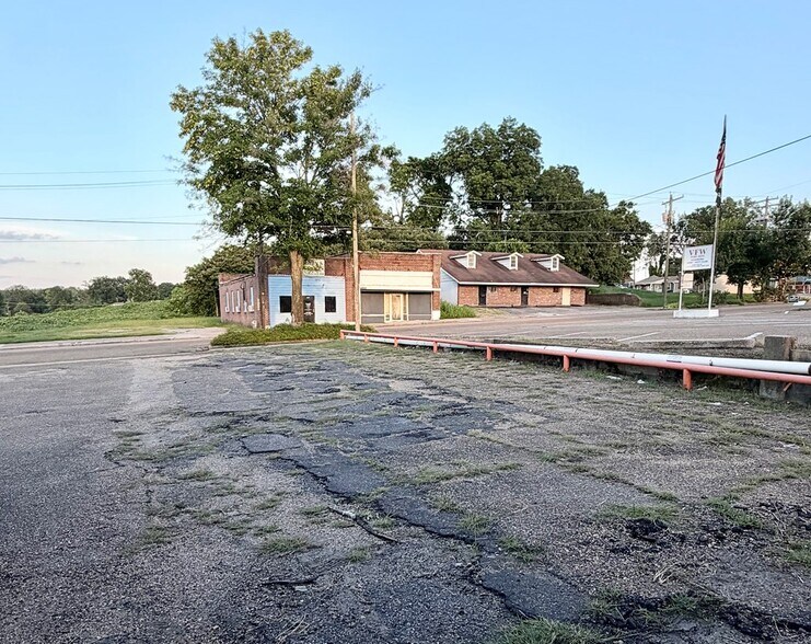 More Photos Of 1904 Washington St, Vicksburg Industrial For Sale