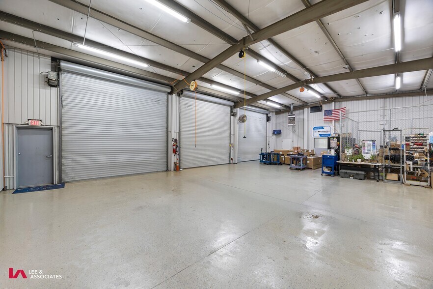 More Photos Of 885 Cripple Creek Dr, Lawrenceville Warehouse For Lease
