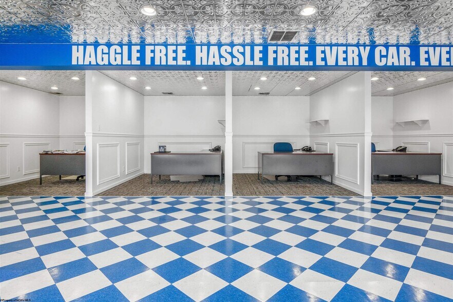 More Photos Of 524 Mileground Rd, Morgantown Auto Dealership For Sale