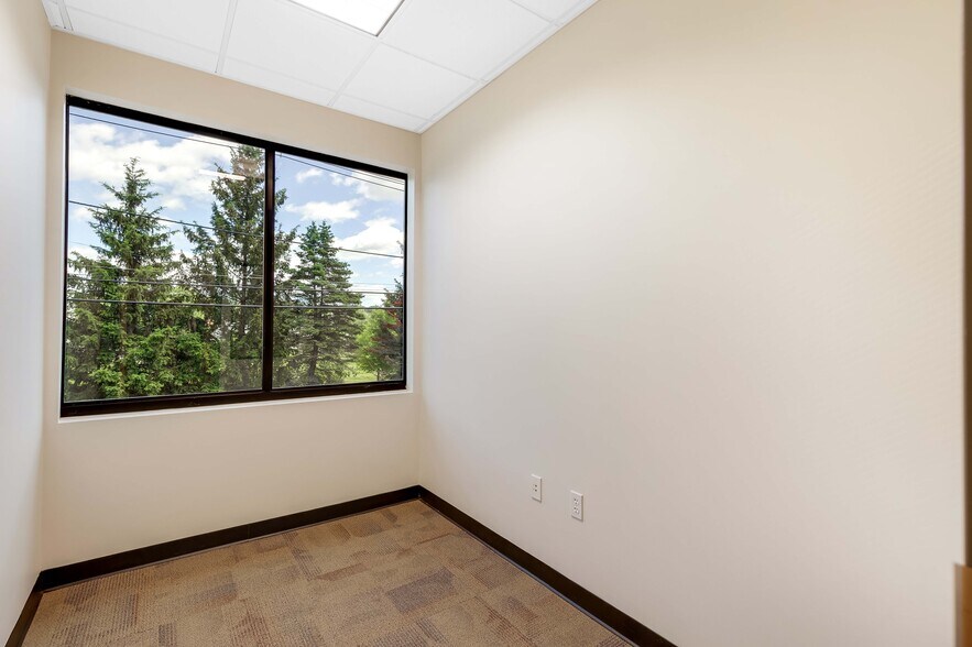 More Photos Of 230 North St, Danvers Medical For Lease