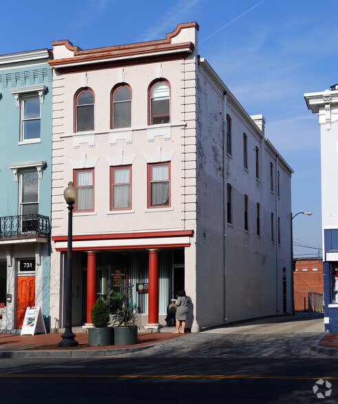 Primary Photo Of 729 8th St SE, Washington General Retail For Sale