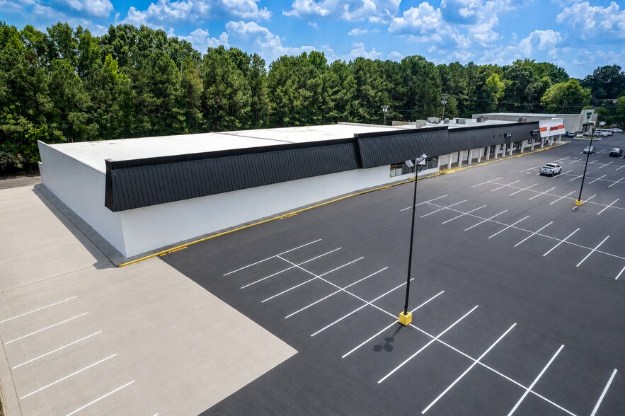More Photos Of 530 Nash st, Spring Hope General Retail For Lease