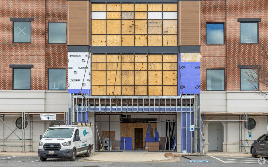 More Photos Of 137 Mitchells Chance, Edgewater Medical For Lease