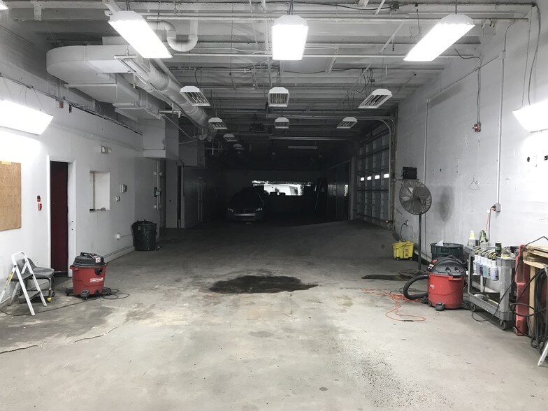 More Photos Of 5223 Torresdale Ave, Philadelphia Auto Repair For Sale