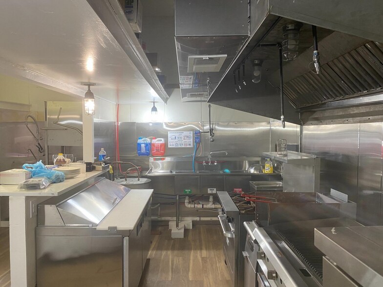 More Photos Of 121 Main St, Lovingston Restaurant For Sale