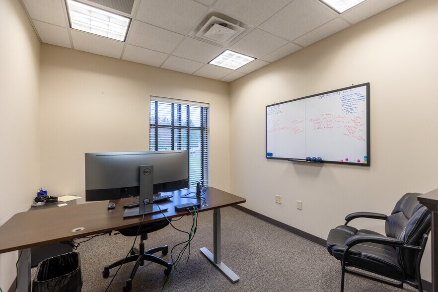 More Photos Of 1120-1130 Channingway Dr, Fairborn Medical For Sale