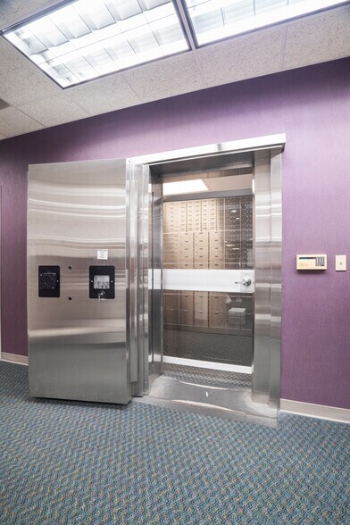 More Photos Of 3139 Voyager Dr, Green Bay Bank For Sale