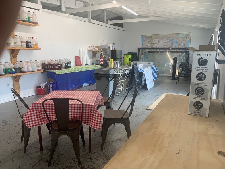 More Photos Of 22214 State Highway 71 W, Spicewood Storefront Retail Office For Lease