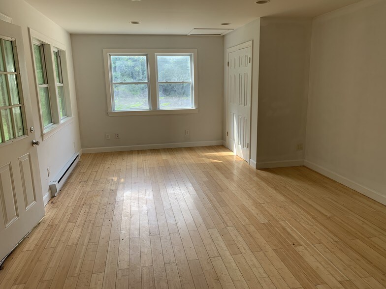 More Photos Of 9215 Baltimore National Pike, Middletown Specialty For Sale