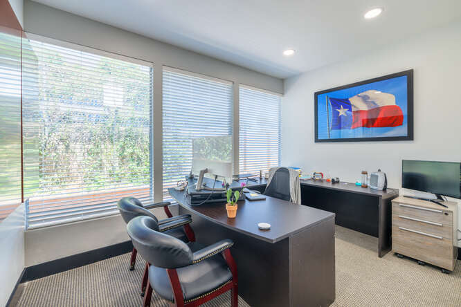 More Photos Of 8900 Business Park Dr, Austin Office For Sale