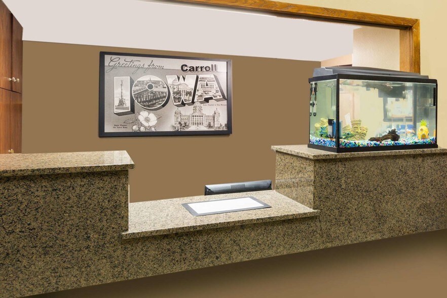 More Photos Of 1757 N US Highway 71, Carroll Hotel For Sale