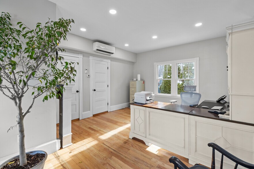 More Photos Of 1171 Washington St, Weymouth Office Residential For Sale