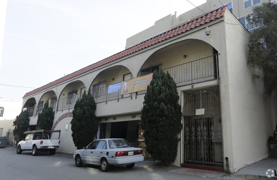 More Photos Of 1120 Princeton Dr, Marina Del Rey Office For Lease