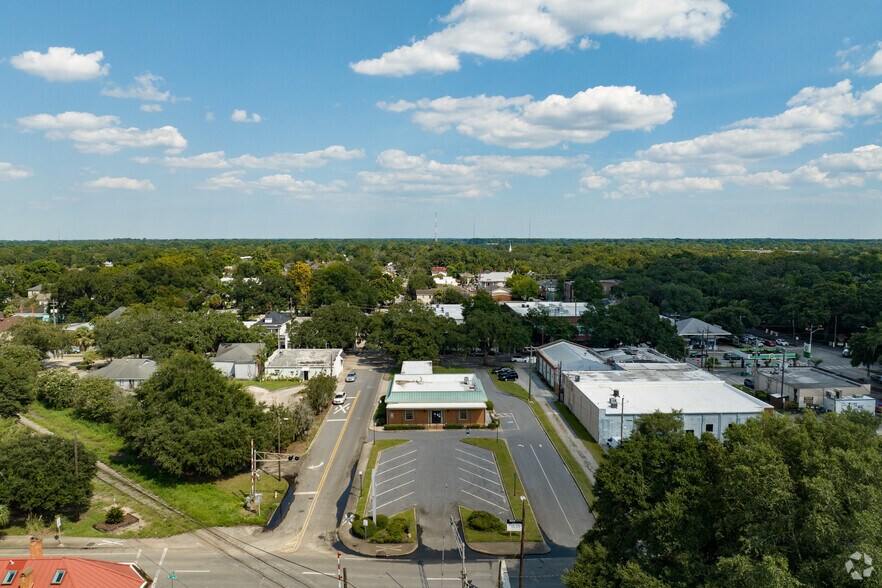More Photos Of 2505 Abercorn St, Savannah Bank For Lease