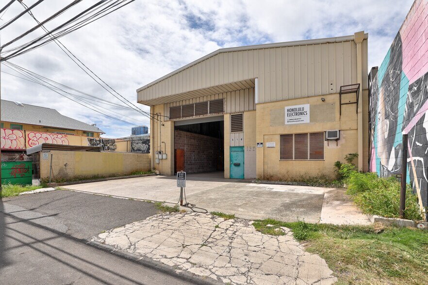 More Photos Of 518 Kamani St, Honolulu Service For Lease